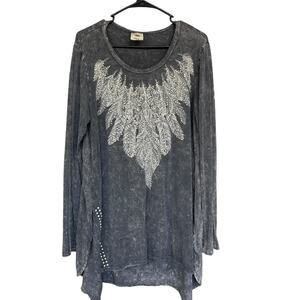 Vocal Shirt Womens XL Gray Mineral Wash Feather Rhinestone Long Sleeve Tunic USA
